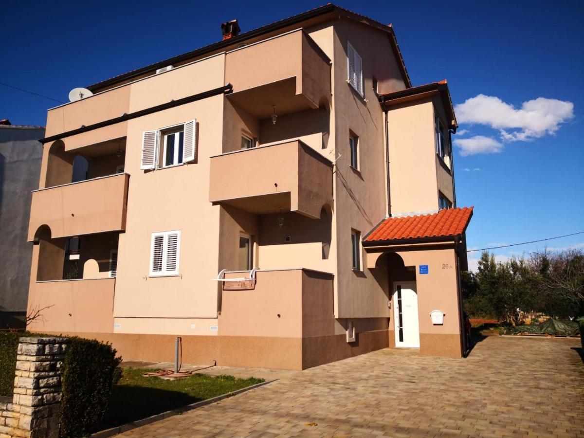 Apartments Roncevic زادار المظهر الخارجي الصورة