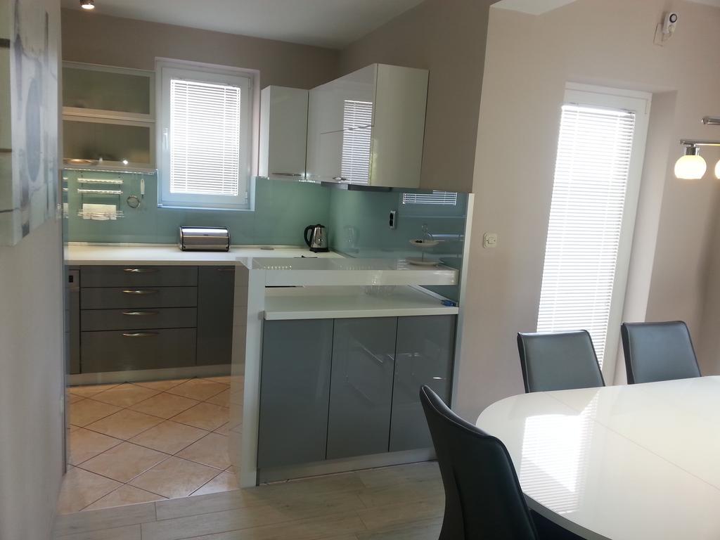 Apartments Roncevic زادار المظهر الخارجي الصورة