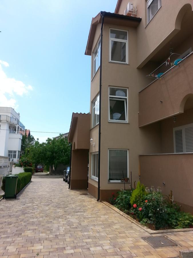 Apartments Roncevic زادار المظهر الخارجي الصورة